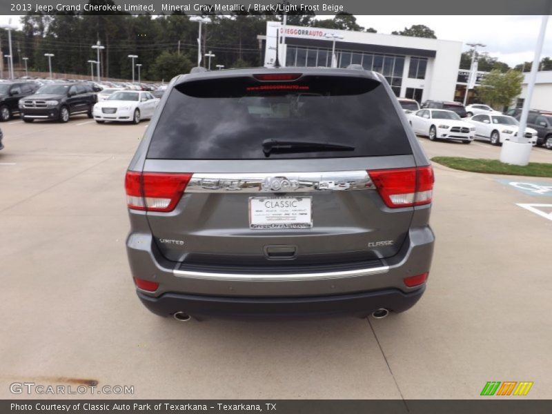 Mineral Gray Metallic / Black/Light Frost Beige 2013 Jeep Grand Cherokee Limited