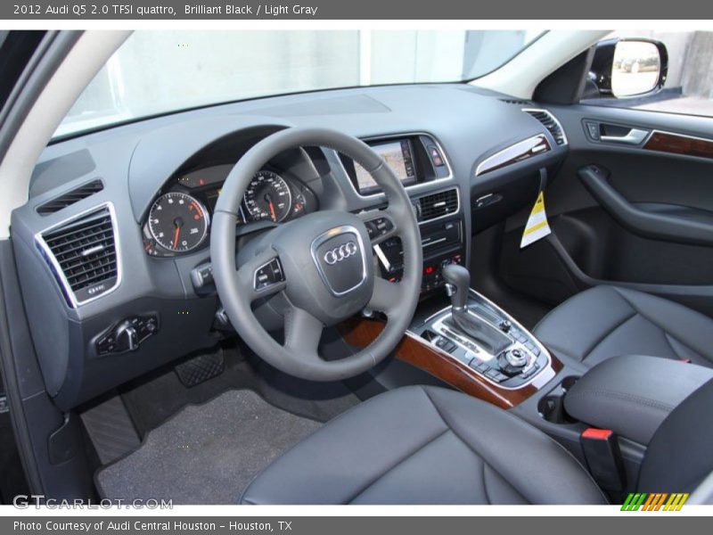 Brilliant Black / Light Gray 2012 Audi Q5 2.0 TFSI quattro