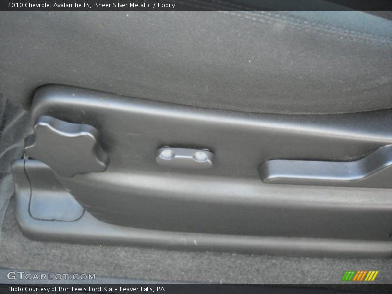 Sheer Silver Metallic / Ebony 2010 Chevrolet Avalanche LS