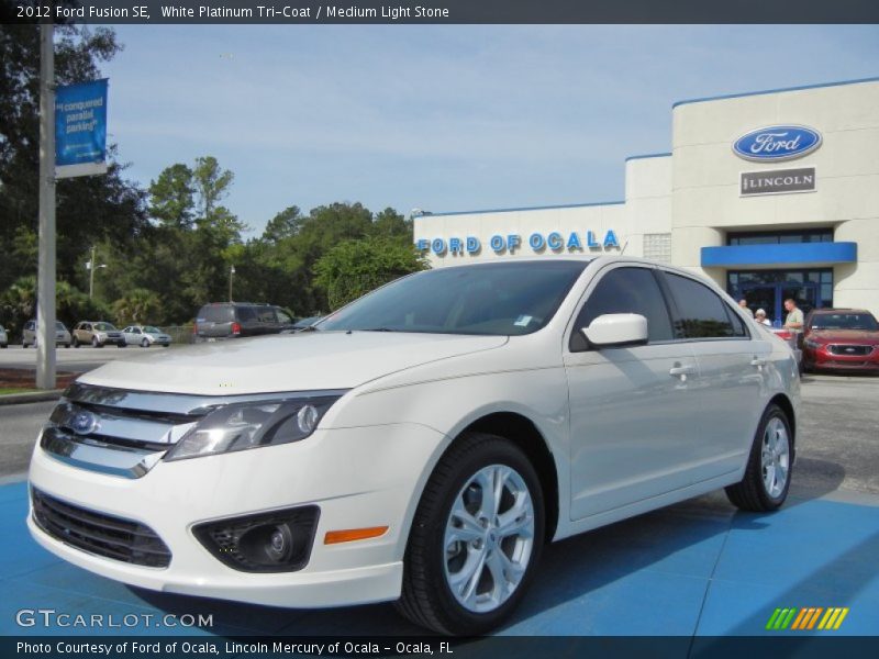 White Platinum Tri-Coat / Medium Light Stone 2012 Ford Fusion SE