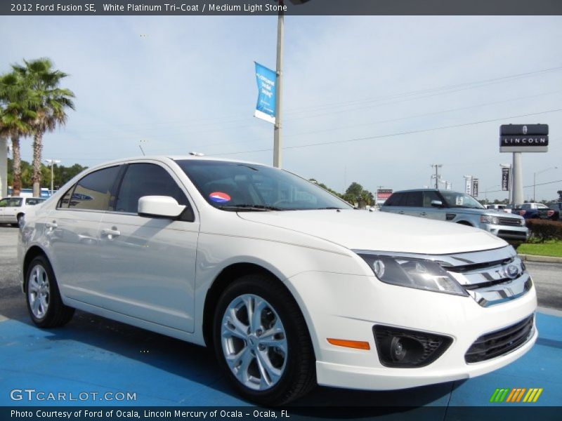 White Platinum Tri-Coat / Medium Light Stone 2012 Ford Fusion SE