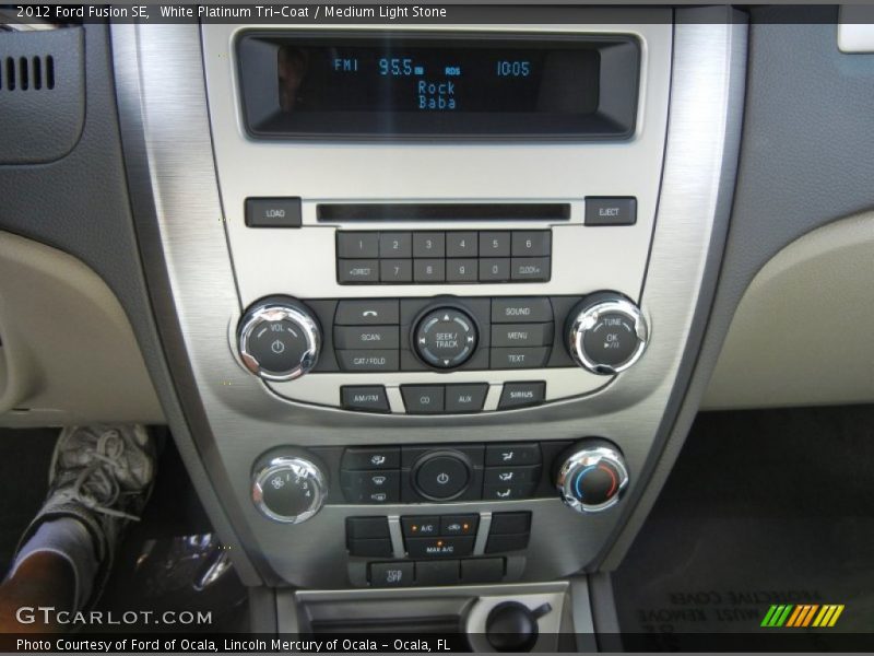 White Platinum Tri-Coat / Medium Light Stone 2012 Ford Fusion SE