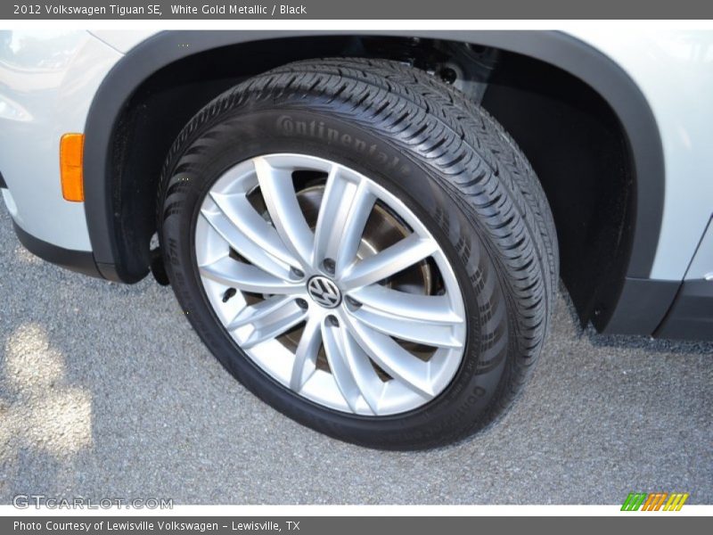 White Gold Metallic / Black 2012 Volkswagen Tiguan SE