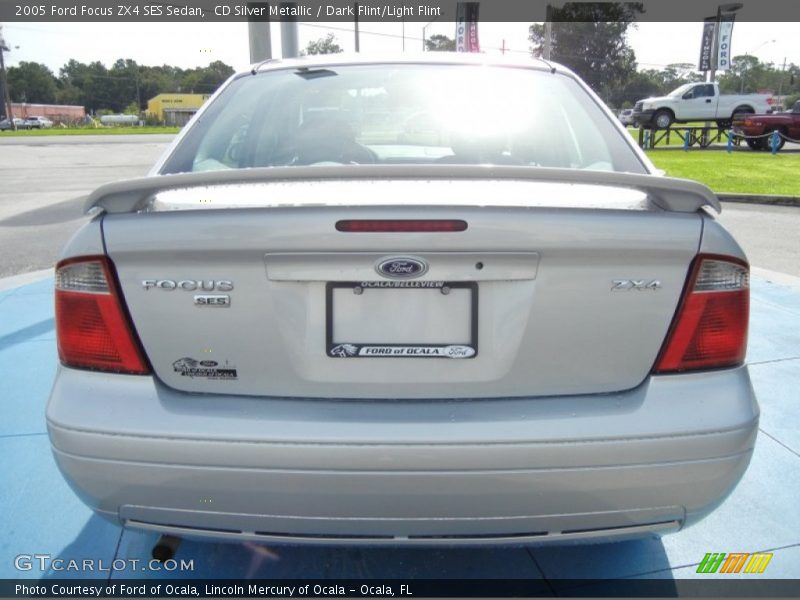 CD Silver Metallic / Dark Flint/Light Flint 2005 Ford Focus ZX4 SES Sedan