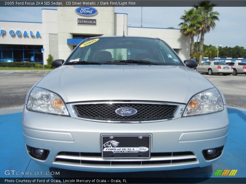 CD Silver Metallic / Dark Flint/Light Flint 2005 Ford Focus ZX4 SES Sedan