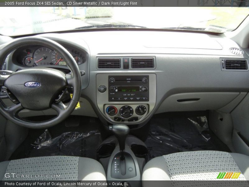 CD Silver Metallic / Dark Flint/Light Flint 2005 Ford Focus ZX4 SES Sedan
