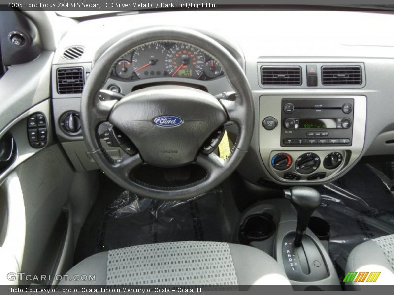 CD Silver Metallic / Dark Flint/Light Flint 2005 Ford Focus ZX4 SES Sedan