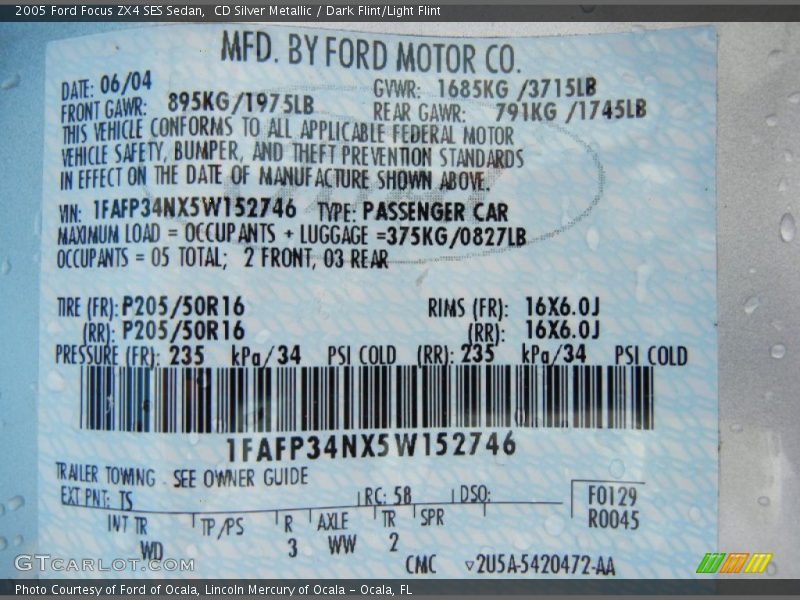 CD Silver Metallic / Dark Flint/Light Flint 2005 Ford Focus ZX4 SES Sedan