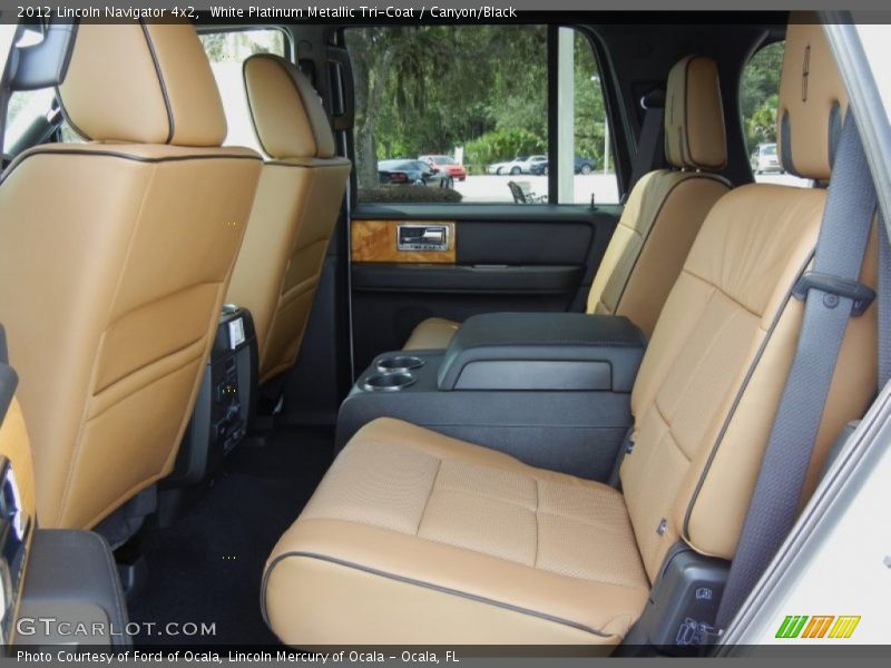  2012 Navigator 4x2 Canyon/Black Interior