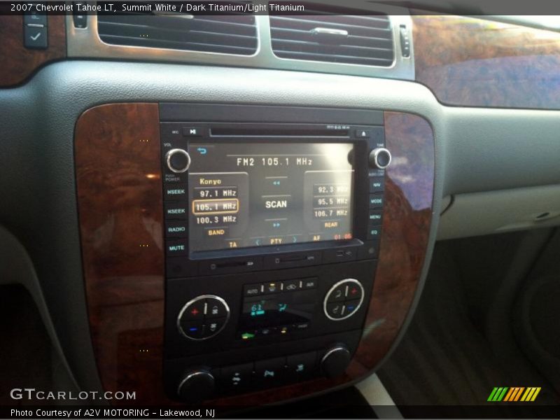 Summit White / Dark Titanium/Light Titanium 2007 Chevrolet Tahoe LT
