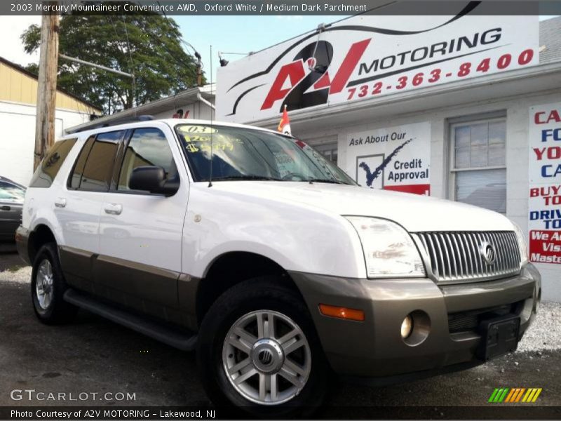 Oxford White / Medium Dark Parchment 2003 Mercury Mountaineer Convenience AWD