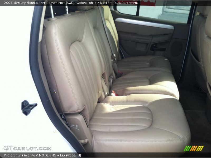 Oxford White / Medium Dark Parchment 2003 Mercury Mountaineer Convenience AWD