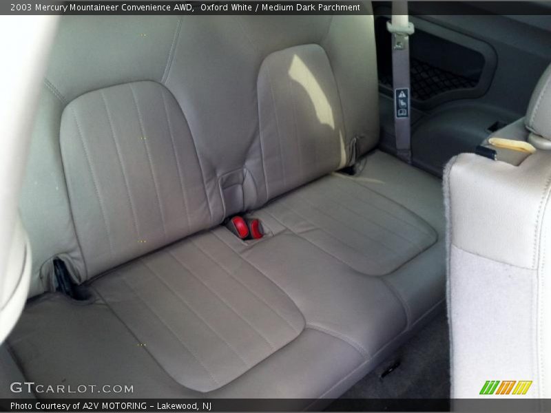 Oxford White / Medium Dark Parchment 2003 Mercury Mountaineer Convenience AWD