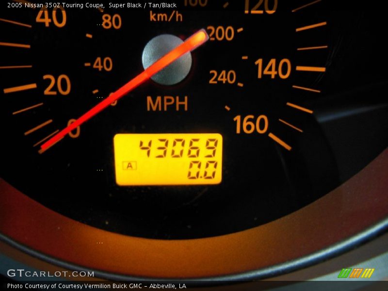 Super Black / Tan/Black 2005 Nissan 350Z Touring Coupe