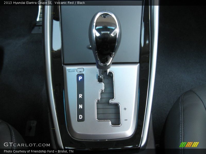 Volcanic Red / Black 2013 Hyundai Elantra Coupe SE
