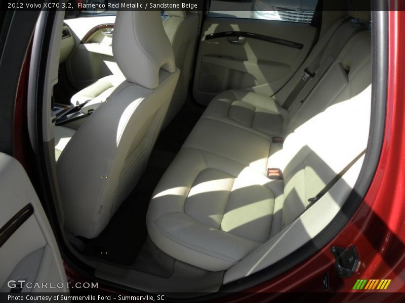 Flamenco Red Metallic / Sandstone Beige 2012 Volvo XC70 3.2