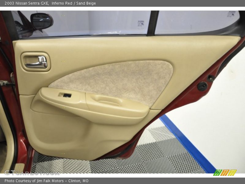 Inferno Red / Sand Beige 2003 Nissan Sentra GXE
