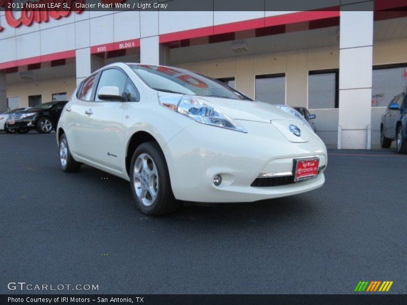 Glacier Pearl White / Light Gray 2011 Nissan LEAF SL