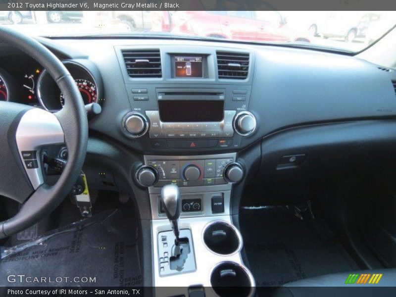 Magnetic Gray Metallic / Black 2012 Toyota Highlander V6