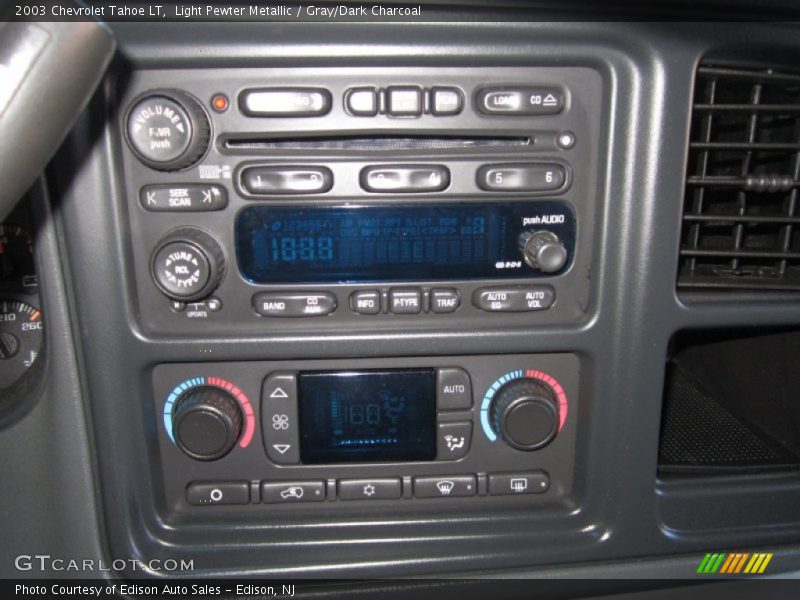 Light Pewter Metallic / Gray/Dark Charcoal 2003 Chevrolet Tahoe LT