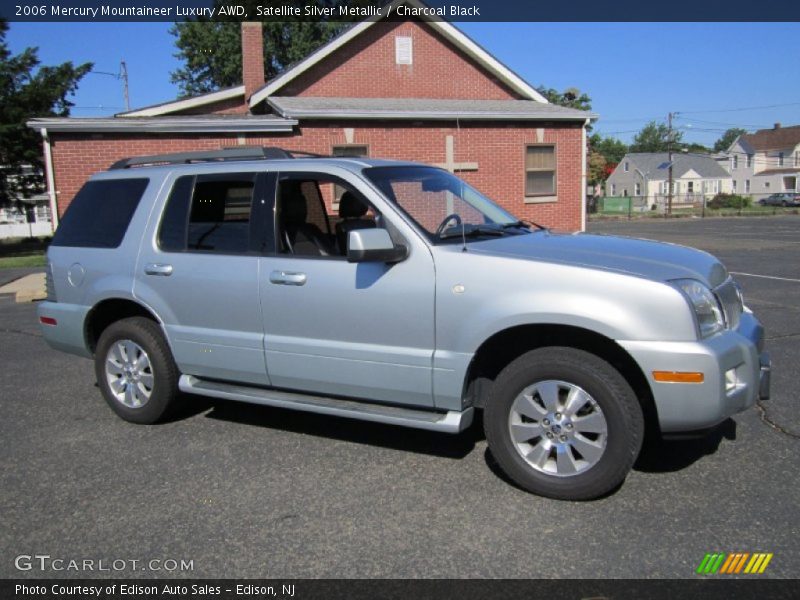 Satellite Silver Metallic / Charcoal Black 2006 Mercury Mountaineer Luxury AWD