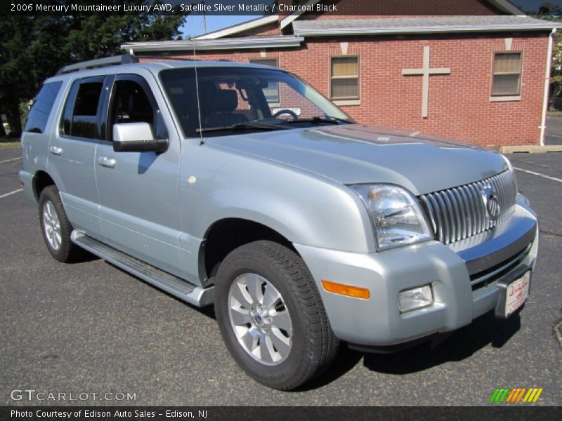 Satellite Silver Metallic / Charcoal Black 2006 Mercury Mountaineer Luxury AWD