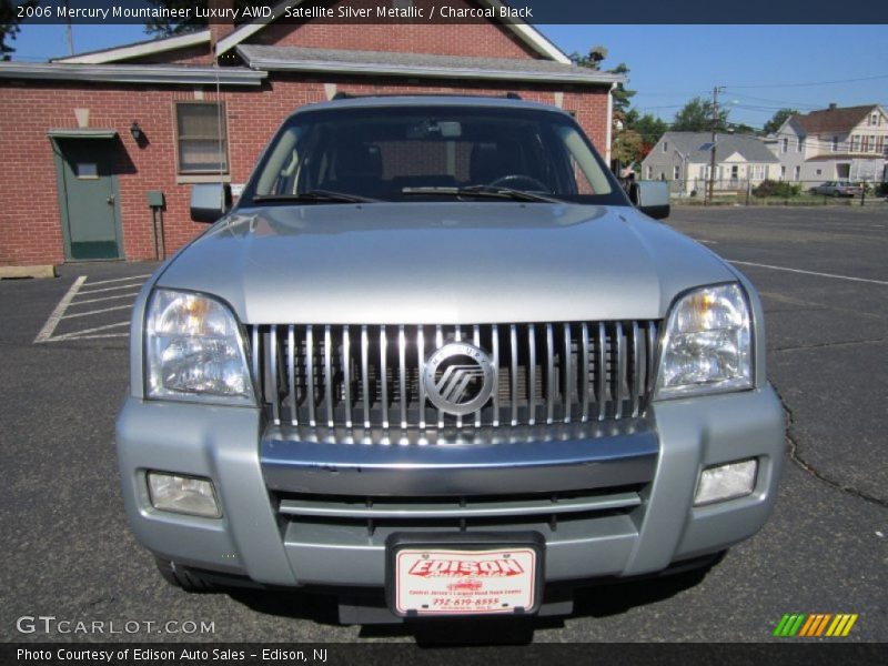 Satellite Silver Metallic / Charcoal Black 2006 Mercury Mountaineer Luxury AWD