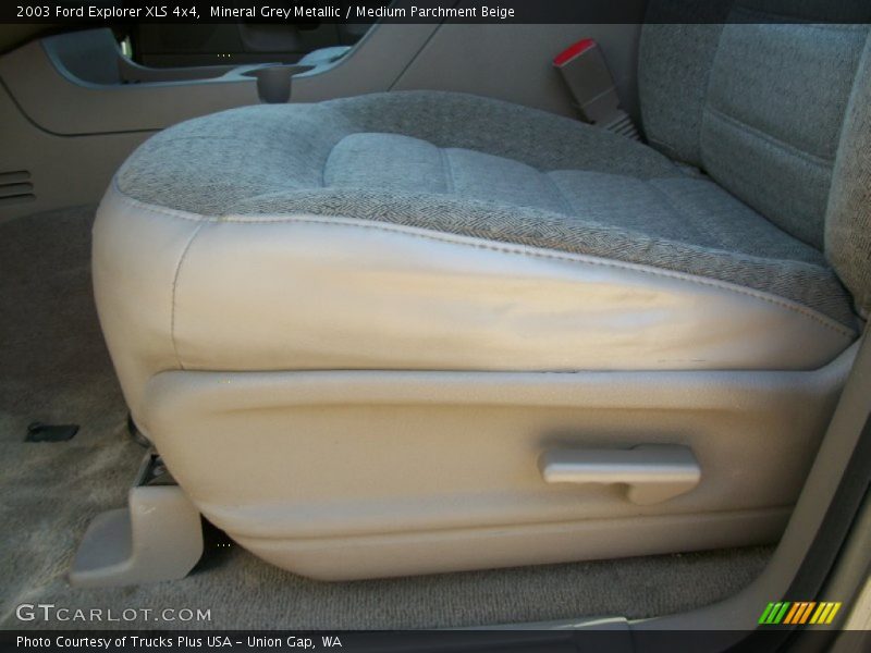 Mineral Grey Metallic / Medium Parchment Beige 2003 Ford Explorer XLS 4x4