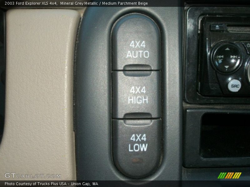 Mineral Grey Metallic / Medium Parchment Beige 2003 Ford Explorer XLS 4x4
