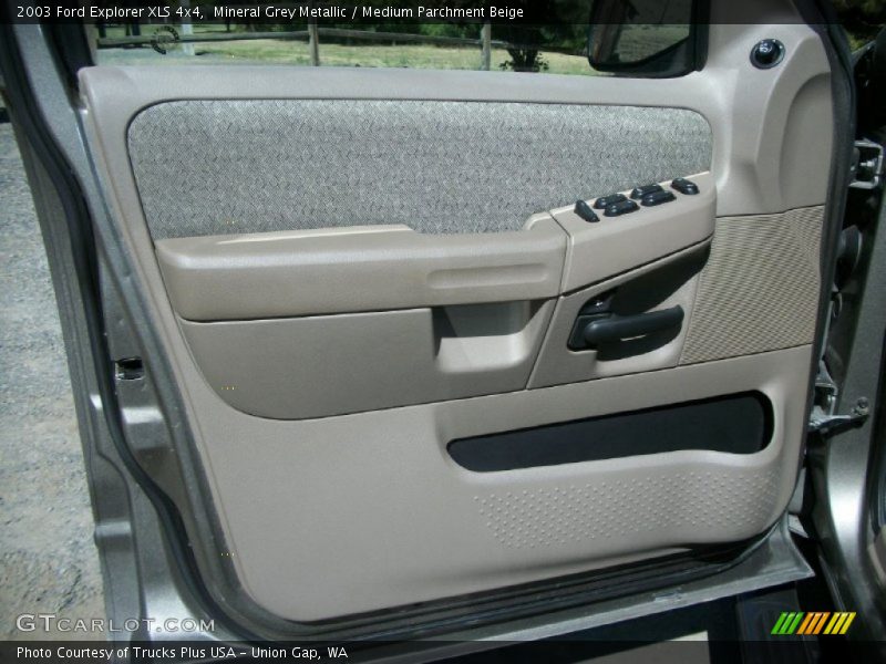 Mineral Grey Metallic / Medium Parchment Beige 2003 Ford Explorer XLS 4x4