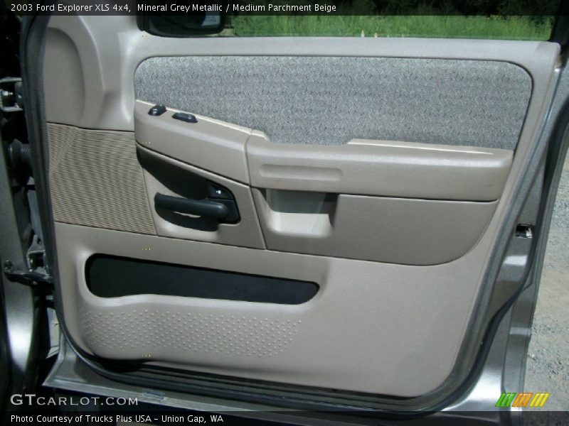 Mineral Grey Metallic / Medium Parchment Beige 2003 Ford Explorer XLS 4x4