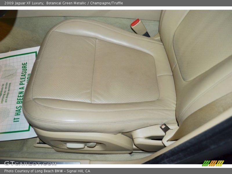 Botanical Green Metallic / Champagne/Truffle 2009 Jaguar XF Luxury