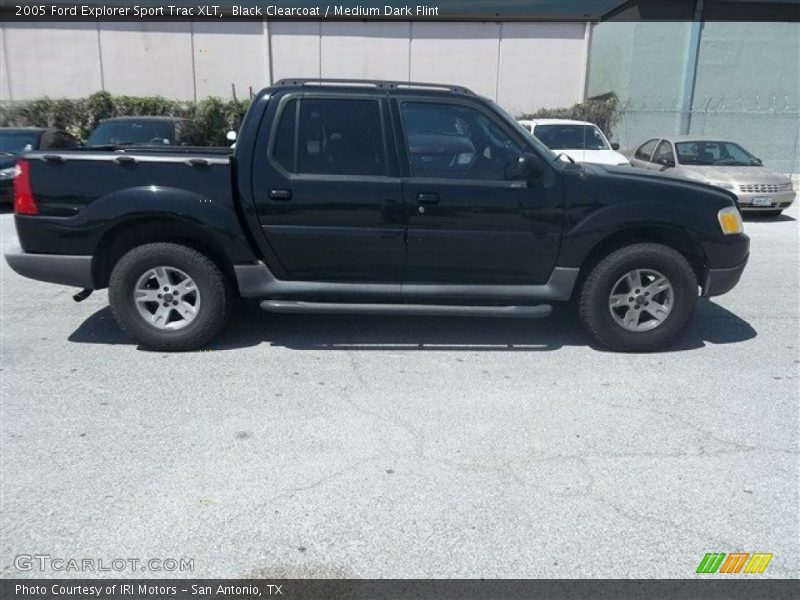 Black Clearcoat / Medium Dark Flint 2005 Ford Explorer Sport Trac XLT