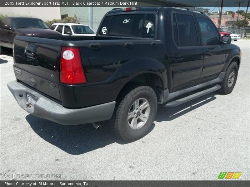 Black Clearcoat / Medium Dark Flint 2005 Ford Explorer Sport Trac XLT