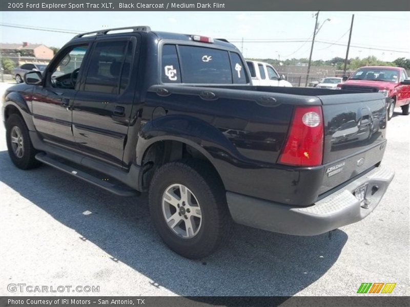 Black Clearcoat / Medium Dark Flint 2005 Ford Explorer Sport Trac XLT