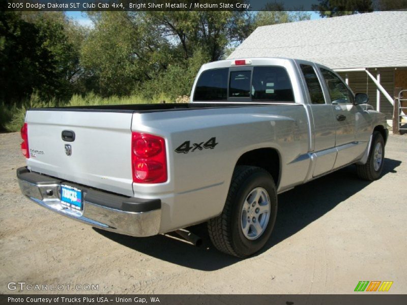 Bright Silver Metallic / Medium Slate Gray 2005 Dodge Dakota SLT Club Cab 4x4