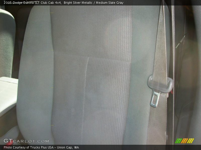 Bright Silver Metallic / Medium Slate Gray 2005 Dodge Dakota SLT Club Cab 4x4