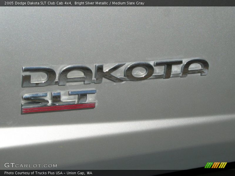 Bright Silver Metallic / Medium Slate Gray 2005 Dodge Dakota SLT Club Cab 4x4