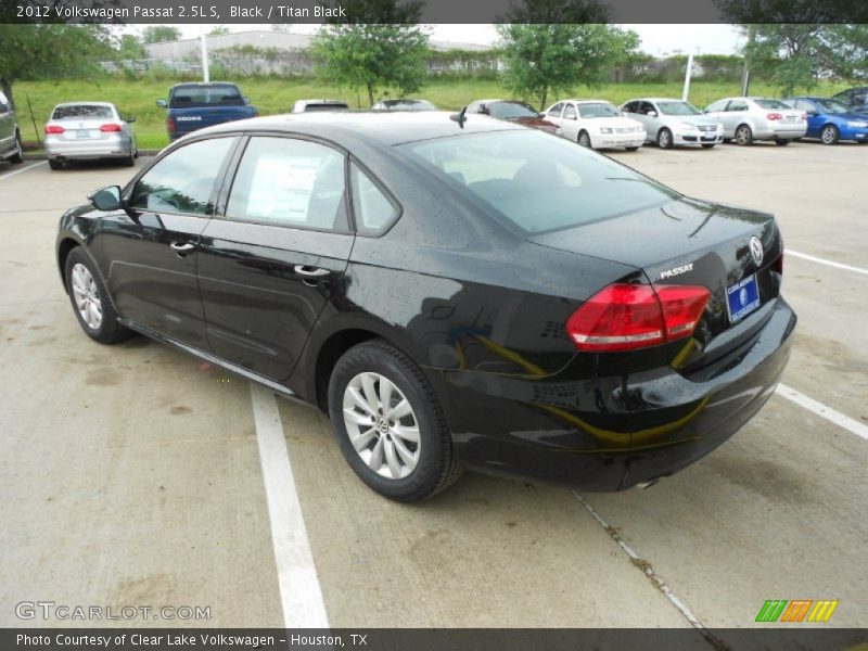 Black / Titan Black 2012 Volkswagen Passat 2.5L S