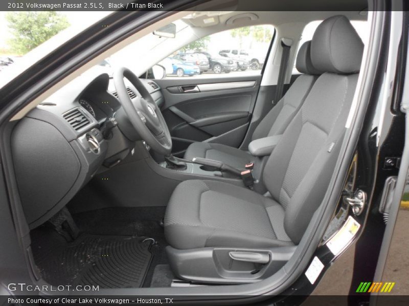 Black / Titan Black 2012 Volkswagen Passat 2.5L S