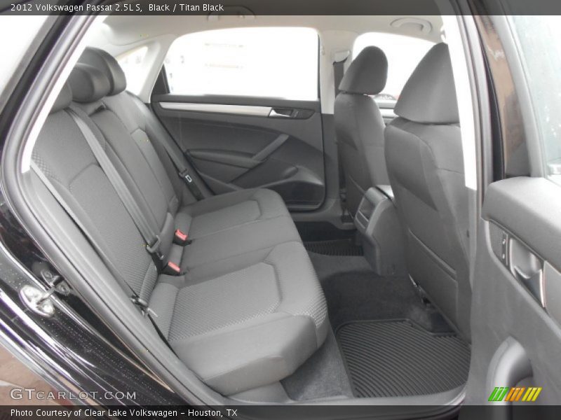 Black / Titan Black 2012 Volkswagen Passat 2.5L S