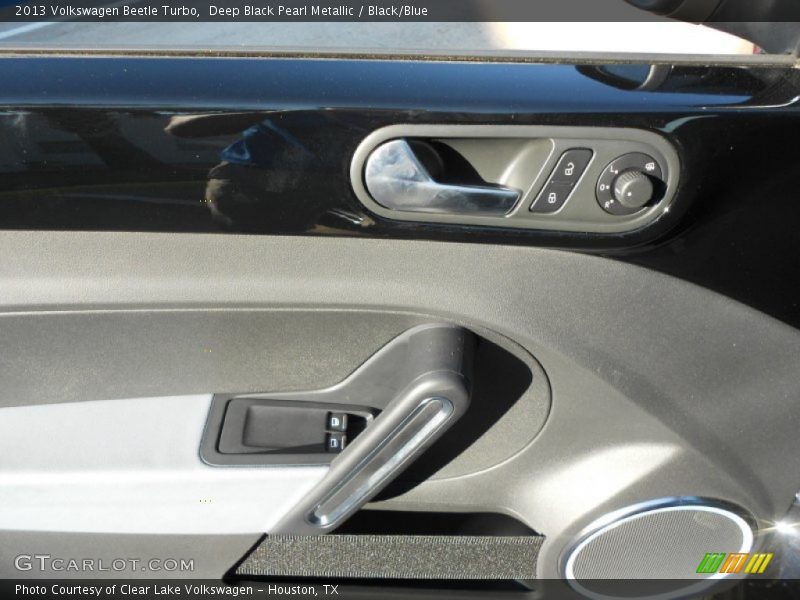 Deep Black Pearl Metallic / Black/Blue 2013 Volkswagen Beetle Turbo