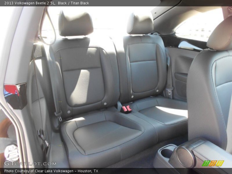 Black / Titan Black 2013 Volkswagen Beetle 2.5L