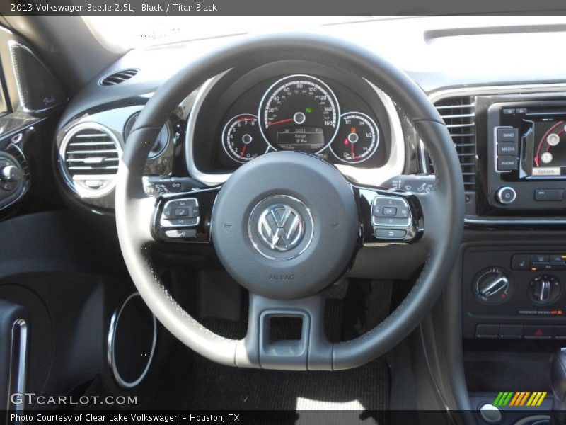 Black / Titan Black 2013 Volkswagen Beetle 2.5L