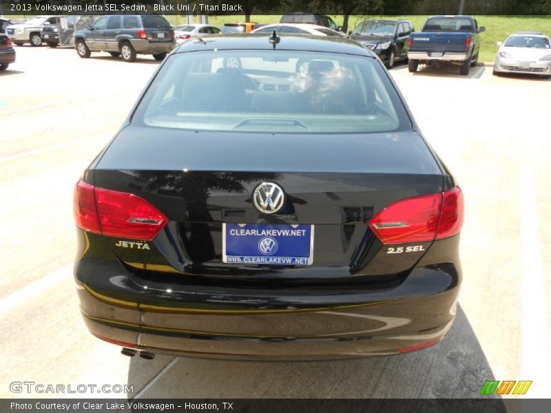 Black Uni / Titan Black 2013 Volkswagen Jetta SEL Sedan