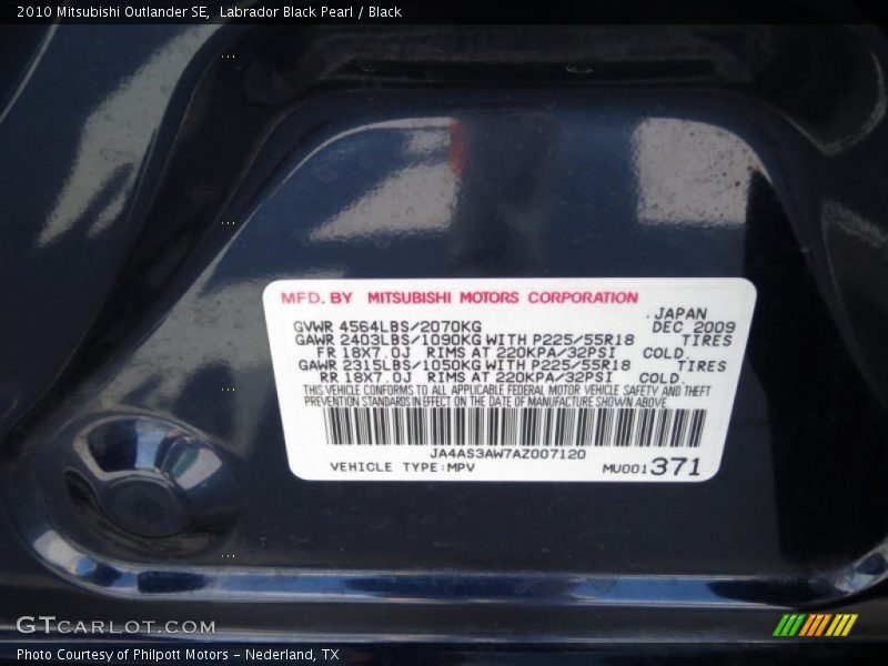 Labrador Black Pearl / Black 2010 Mitsubishi Outlander SE