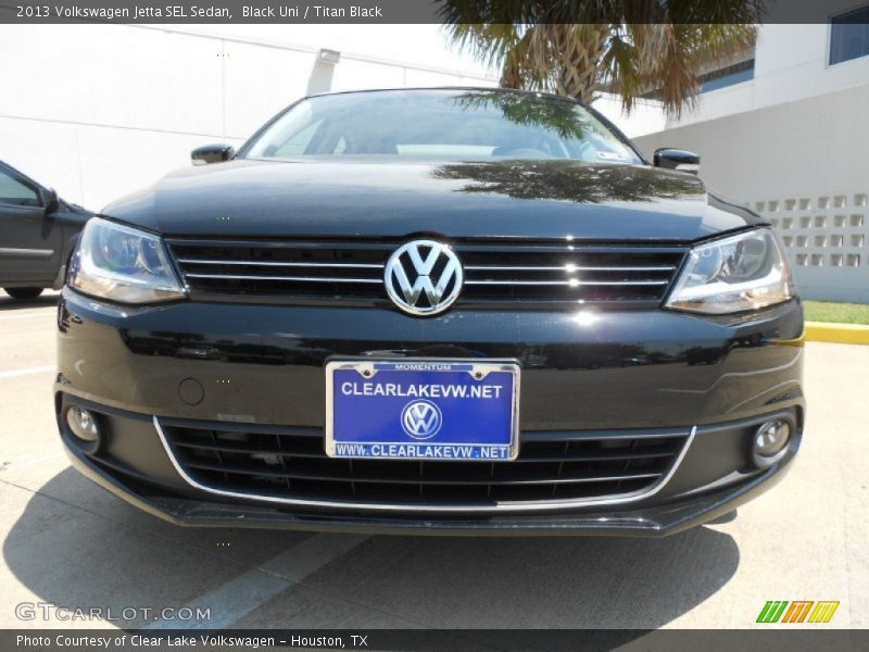 Black Uni / Titan Black 2013 Volkswagen Jetta SEL Sedan