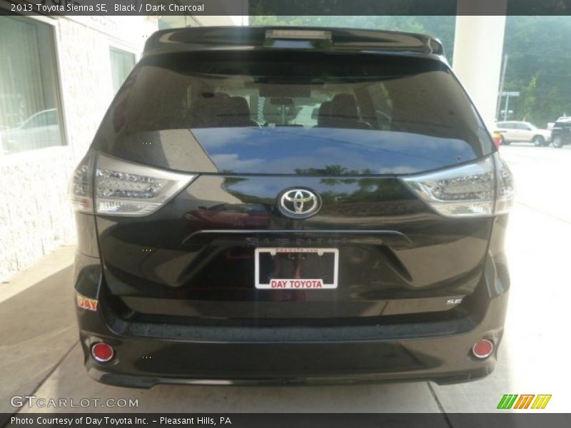 Black / Dark Charcoal 2013 Toyota Sienna SE