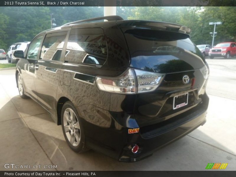 Black / Dark Charcoal 2013 Toyota Sienna SE