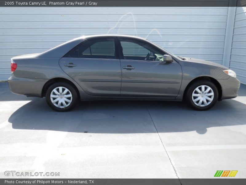 Phantom Gray Pearl / Gray 2005 Toyota Camry LE